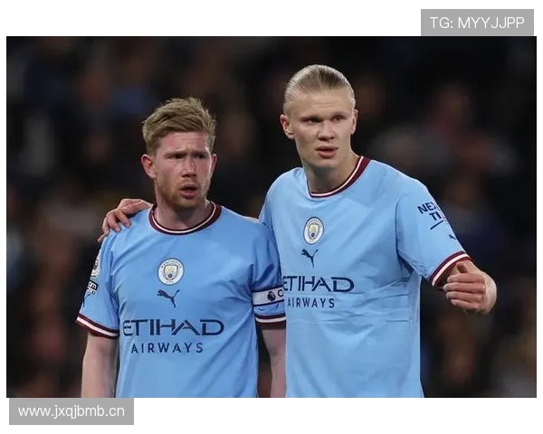 德布劳内无球跑动与后插上进攻解析